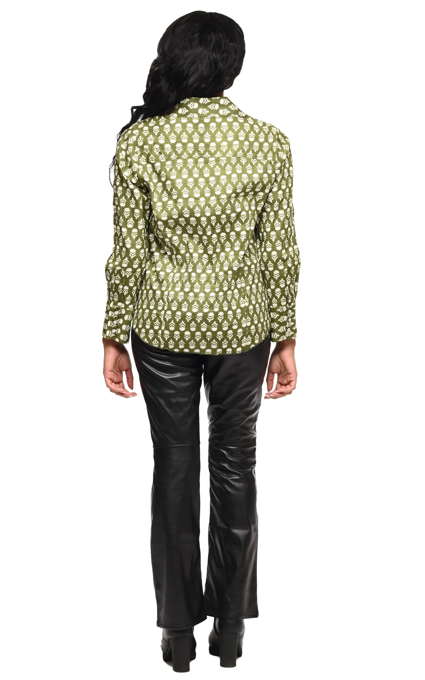 CV1087 Gretchen Button Down in Acorns*