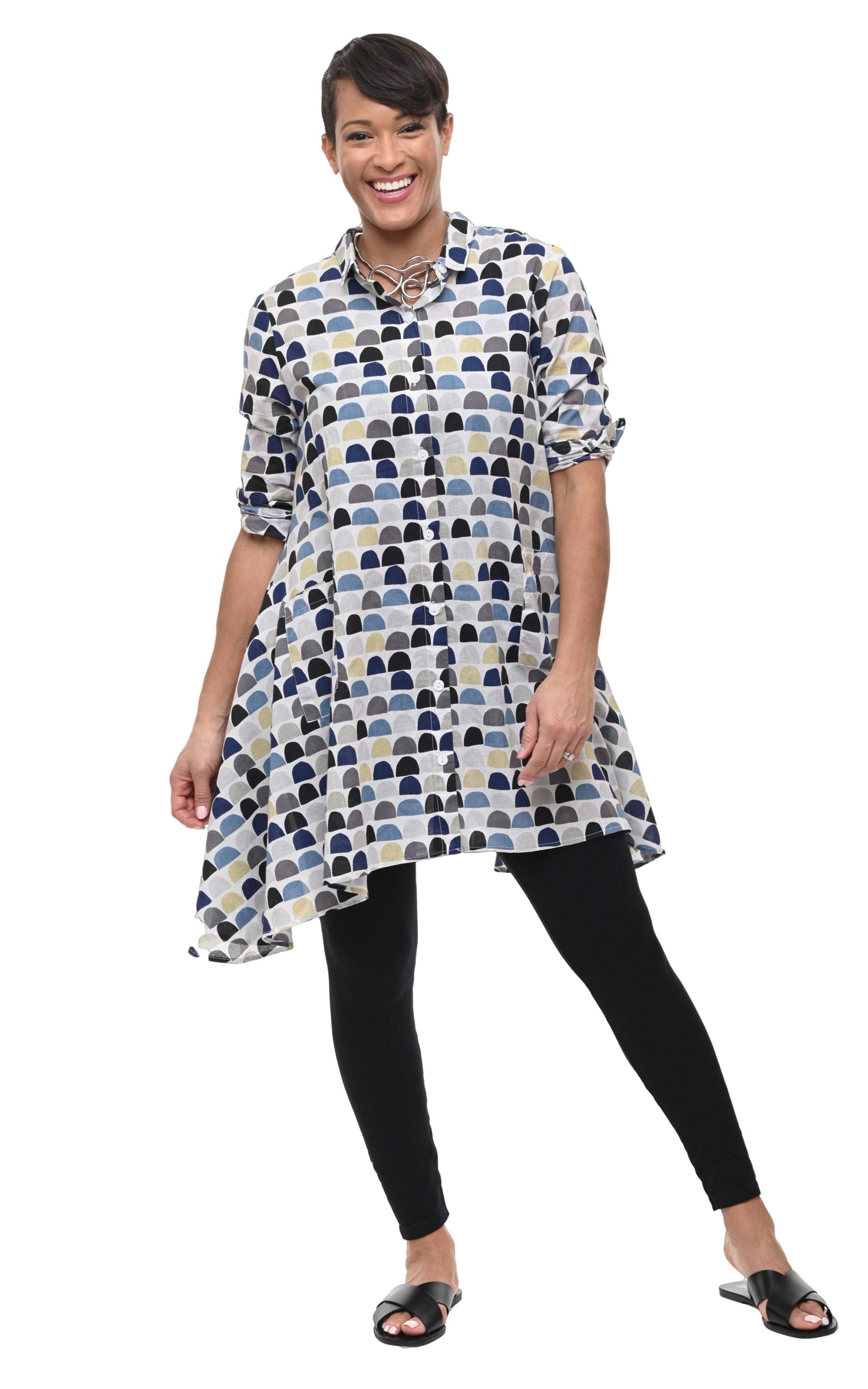 CV537 Demi Button Down Top in Brady