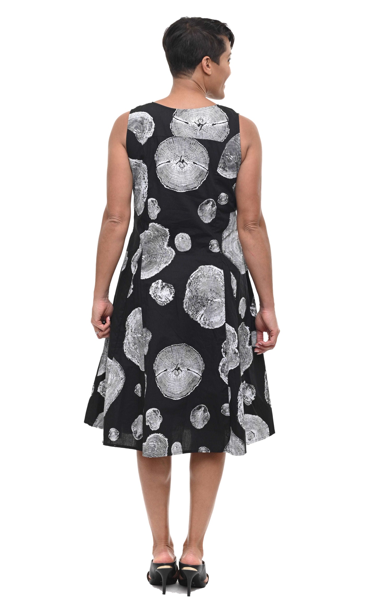 CV656 Poppie Dress in Black Urchin