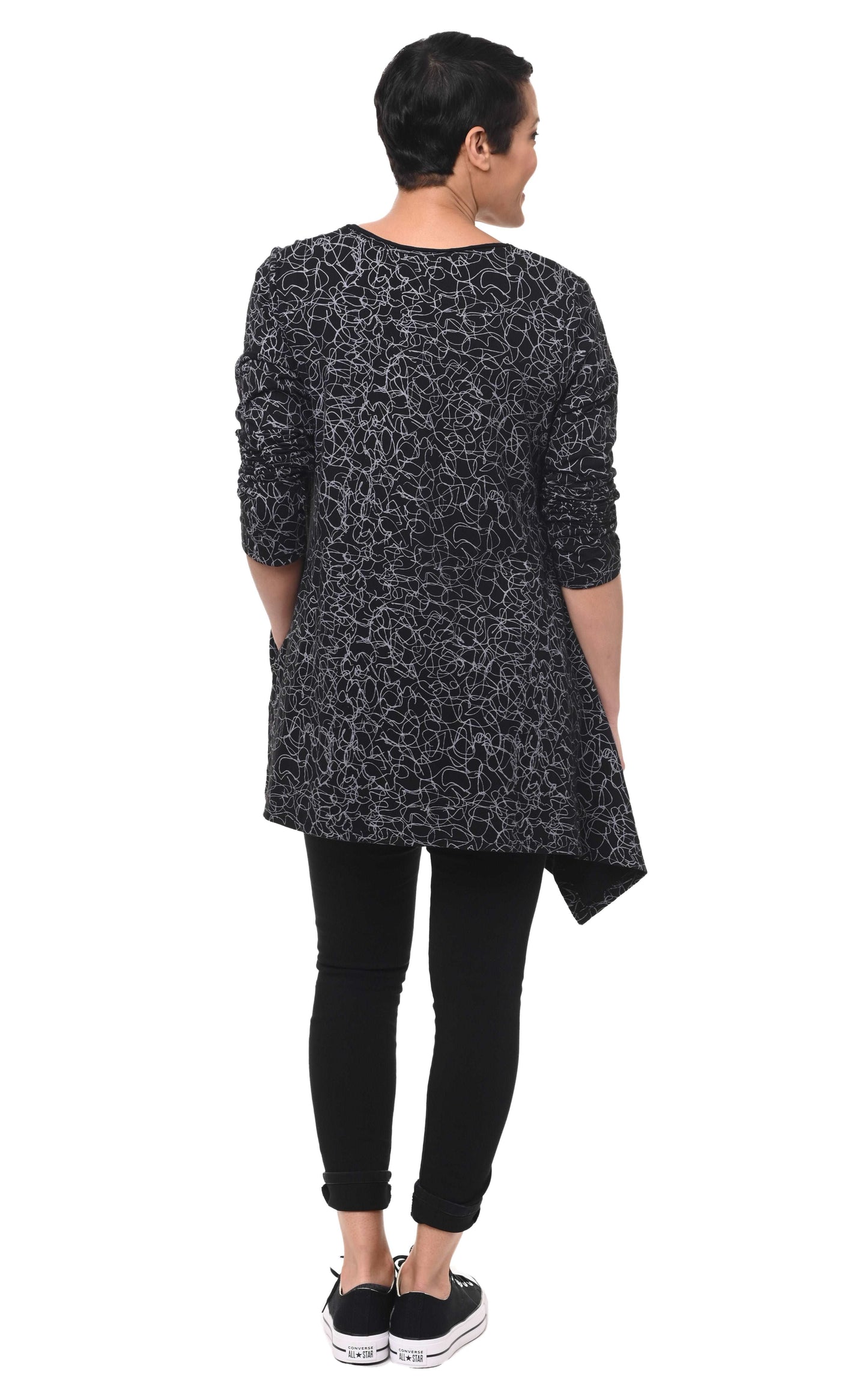 FINAL SALE L116 Merritt in Black Squiggle*