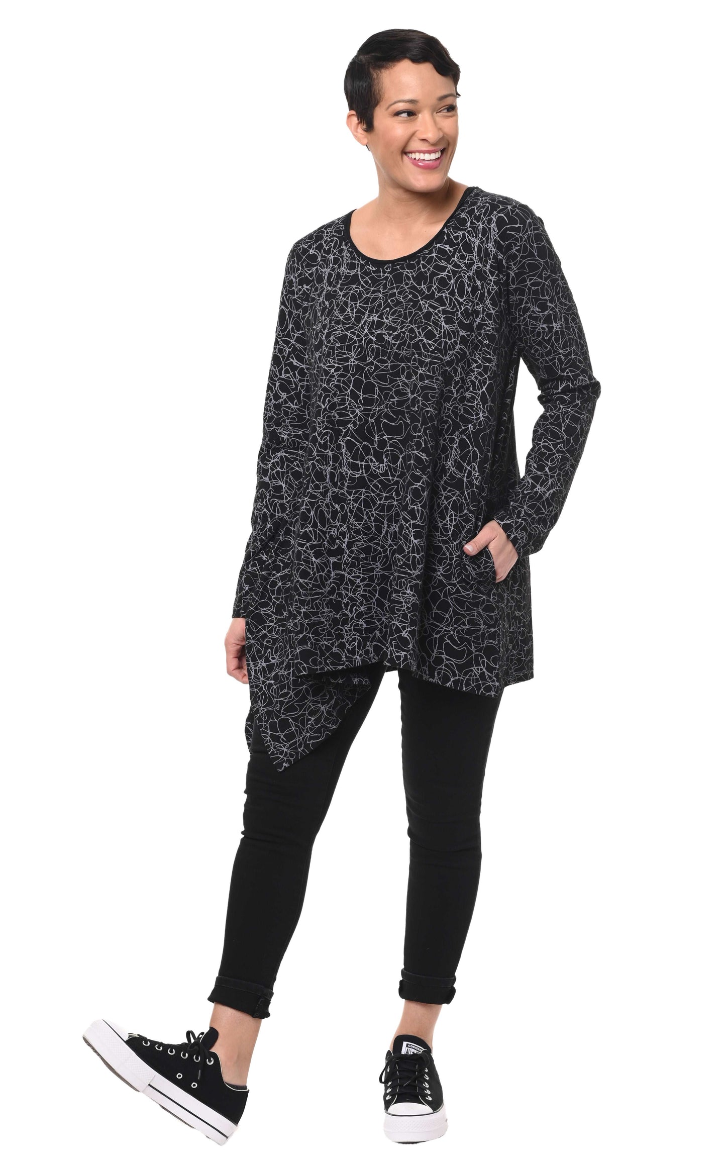 FINAL SALE L116 Merritt in Black Squiggle*