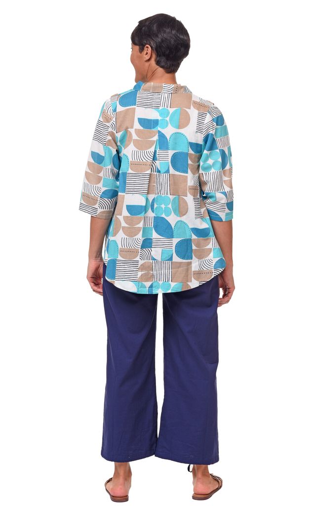 CV855 Grayson Blouse in Geo Candy