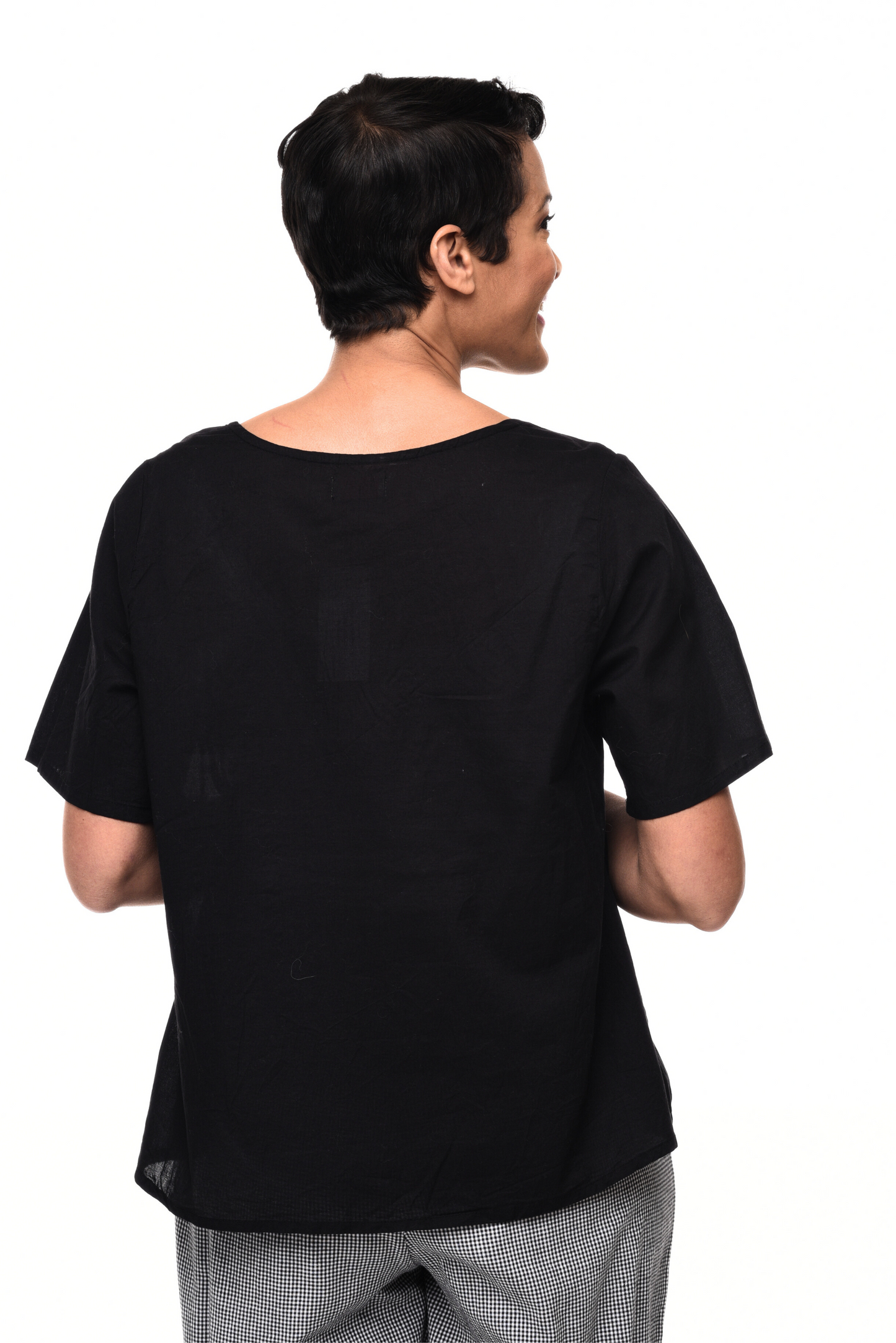 CV404 Carmella Pullover in Black
