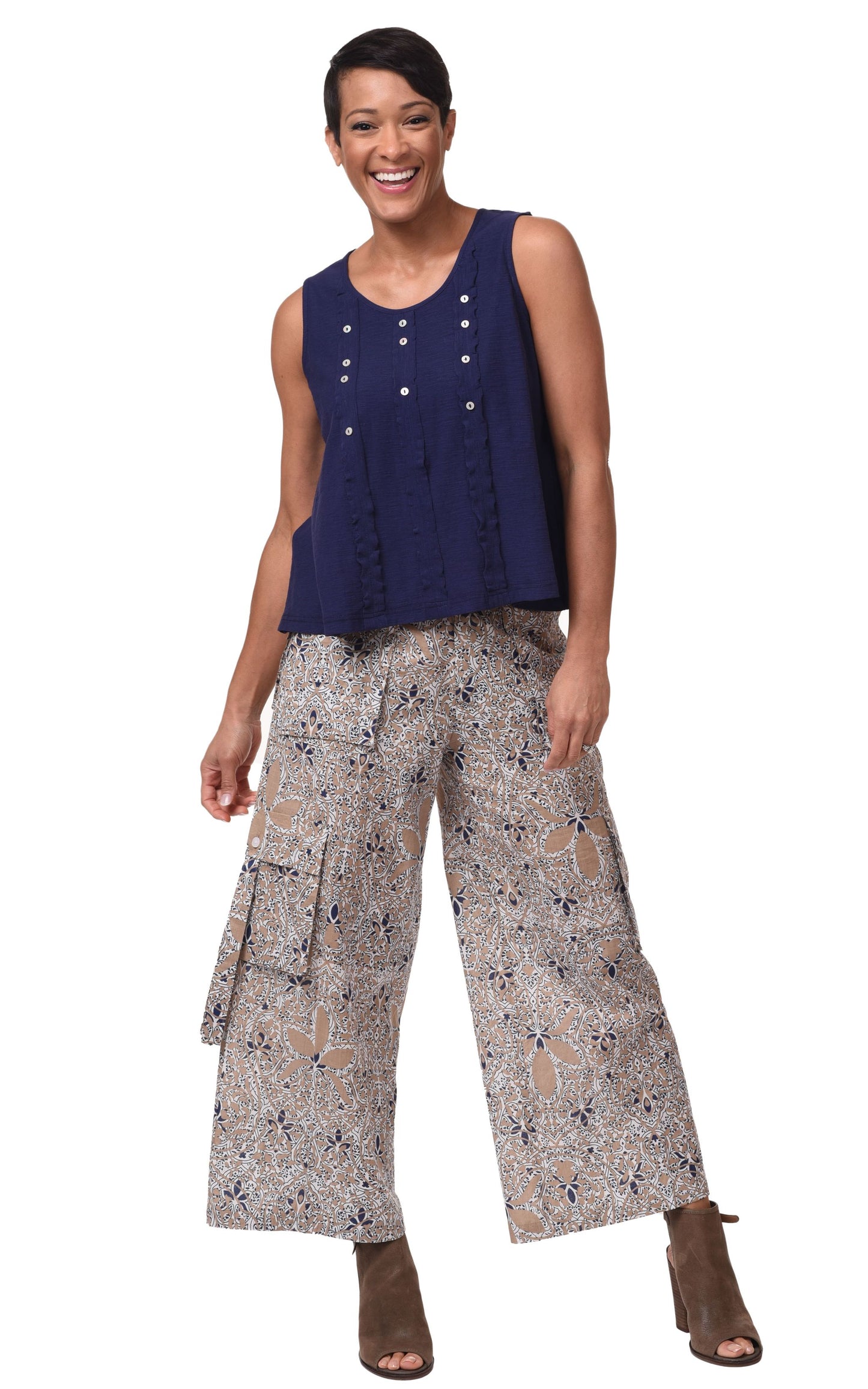 CS100 Sea Shell Tank in Navy*