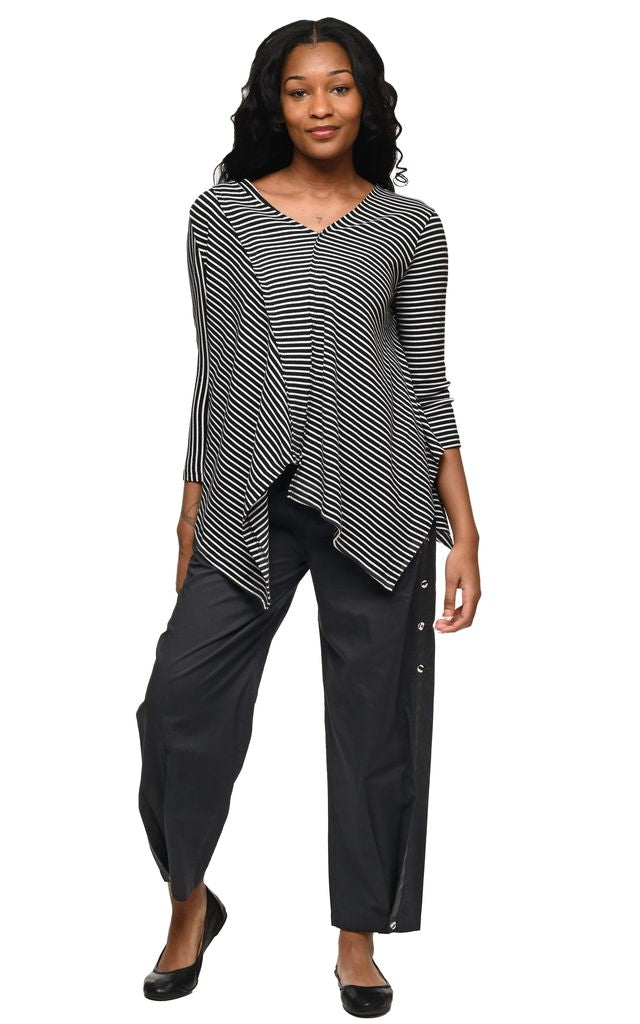 TK7 Noelani Top in Bistro Noir*