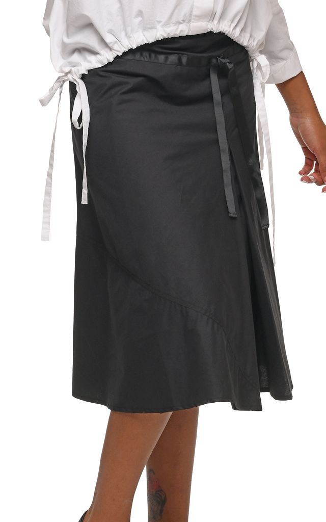 CV1189 Sloane Skirt in Black