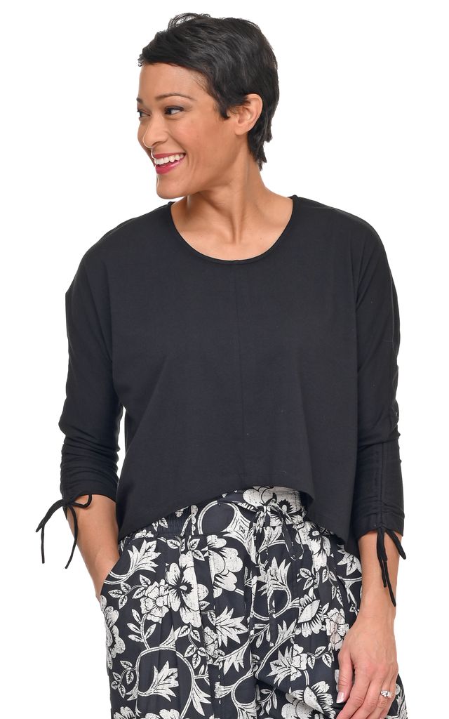 FINAL SALE SDM157 Nova Pullover in Black
