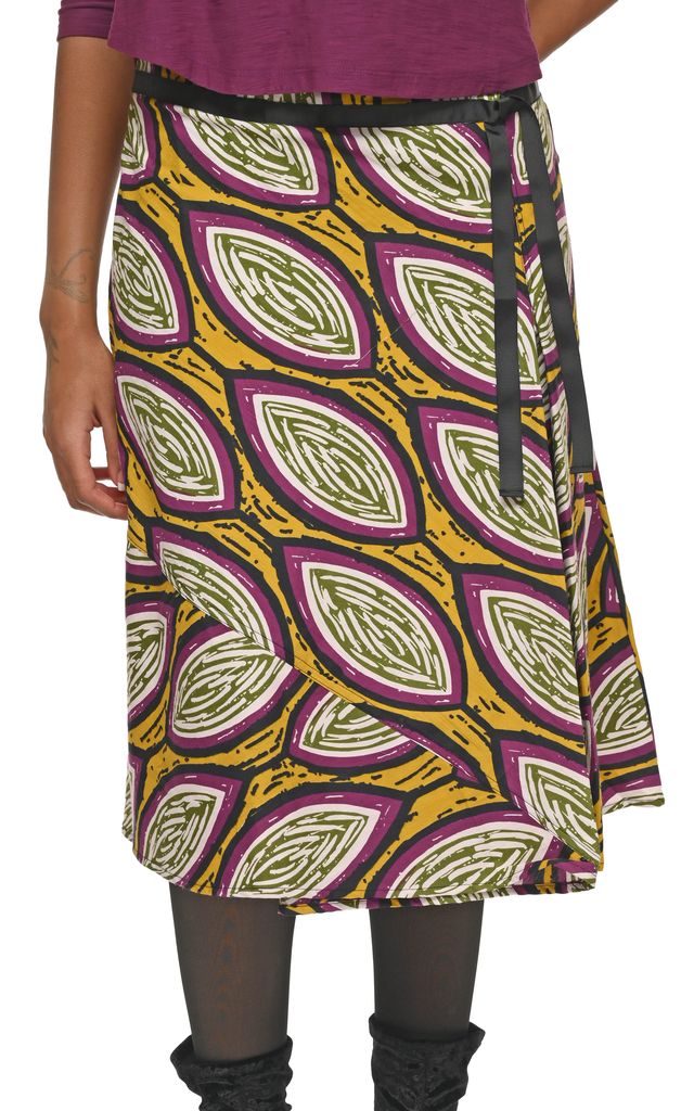 CV1189 Sloane Skirt in Almonds