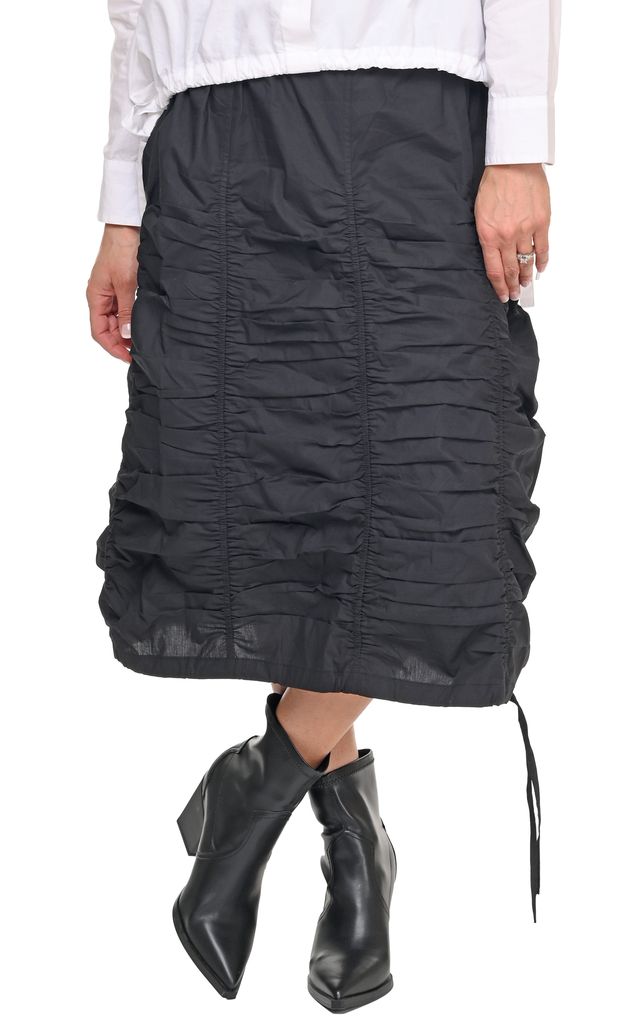 Valencia Skirt in Black Cotton