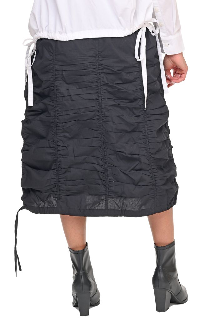 Valencia Skirt in Black Cotton