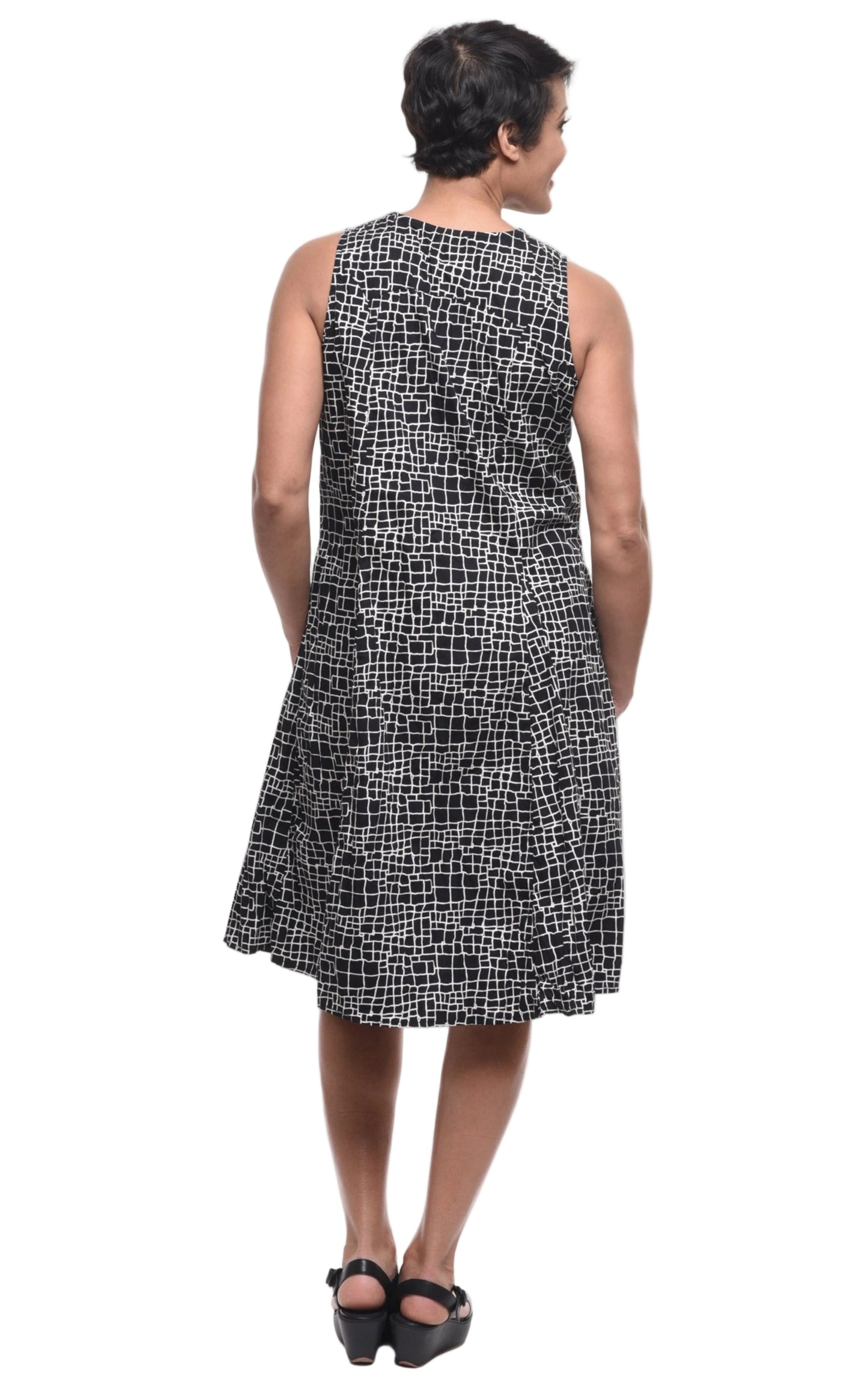 FINAL SALE CV656 Poppie Dress in Sidewalk*