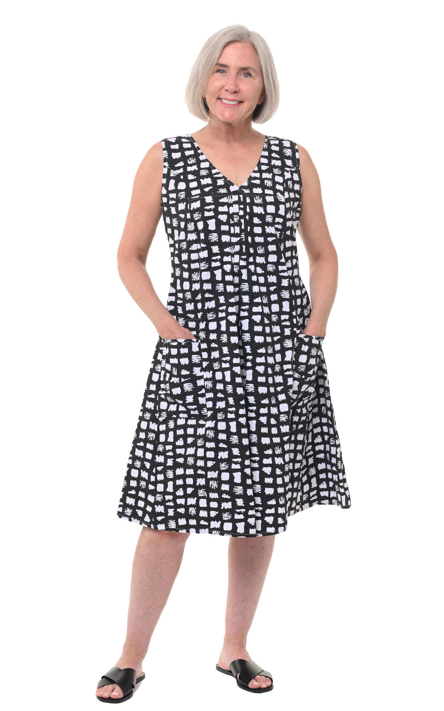 FINAL SALE CV656 Poppie Dress in Black White Crackers*