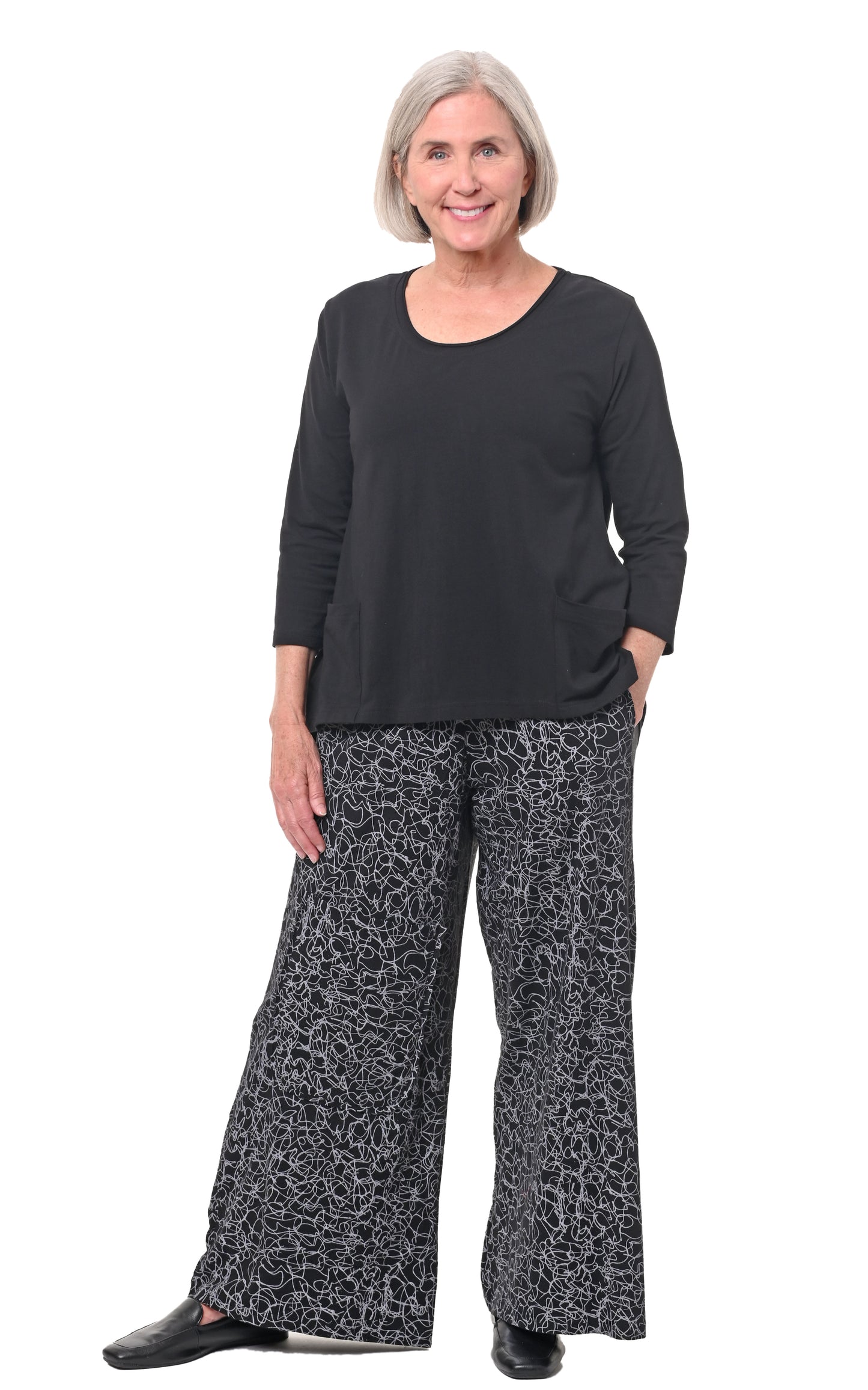 L123 Kelly in Black