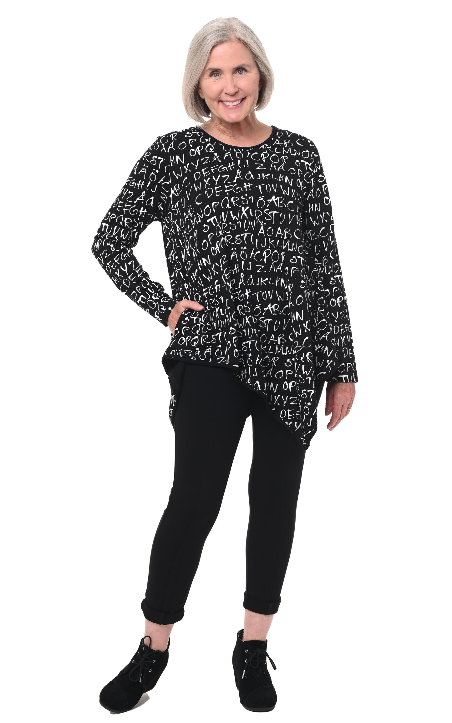 FINAL SALE L112 Kinsley in Black Alphabet*