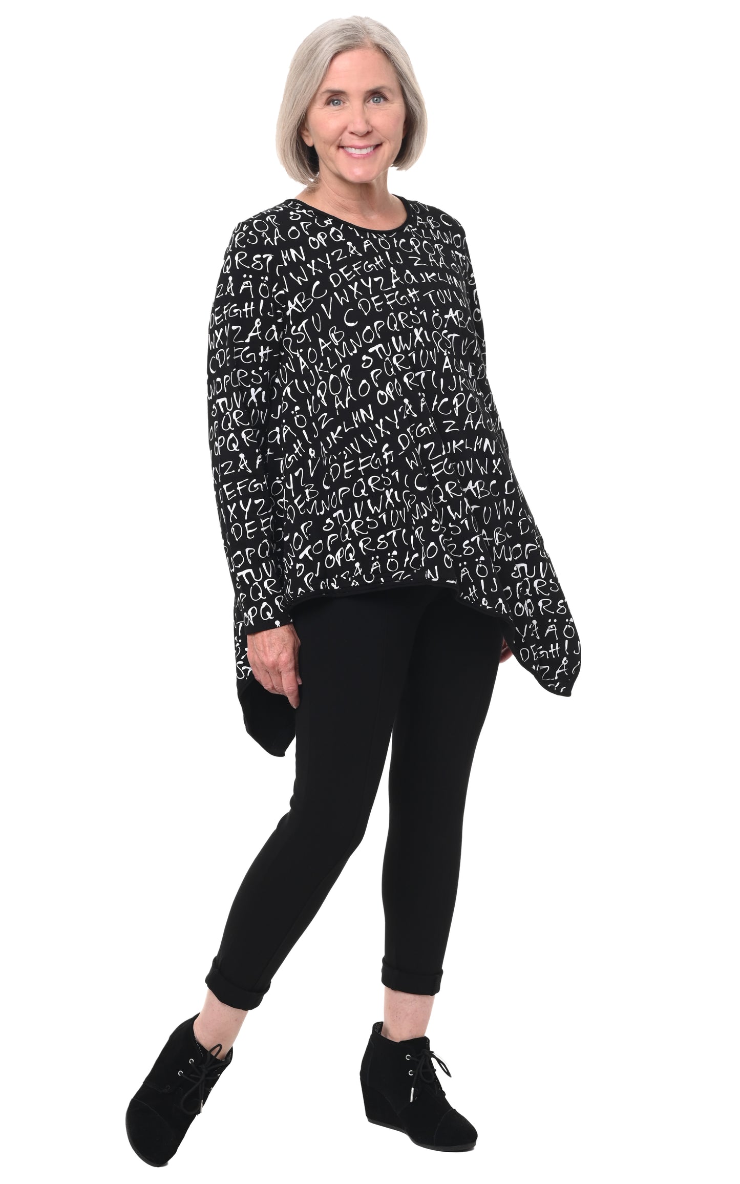 FINAL SALE L112 Kinsley in Black Alphabet*