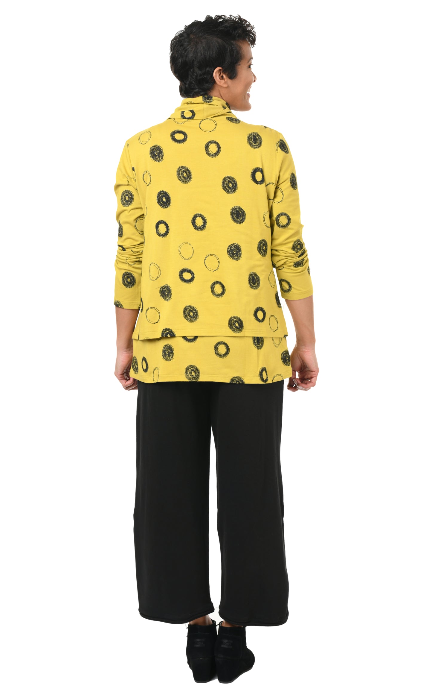 FINAL SALE SDM152 Bristol Top in Moss Crazy Circles