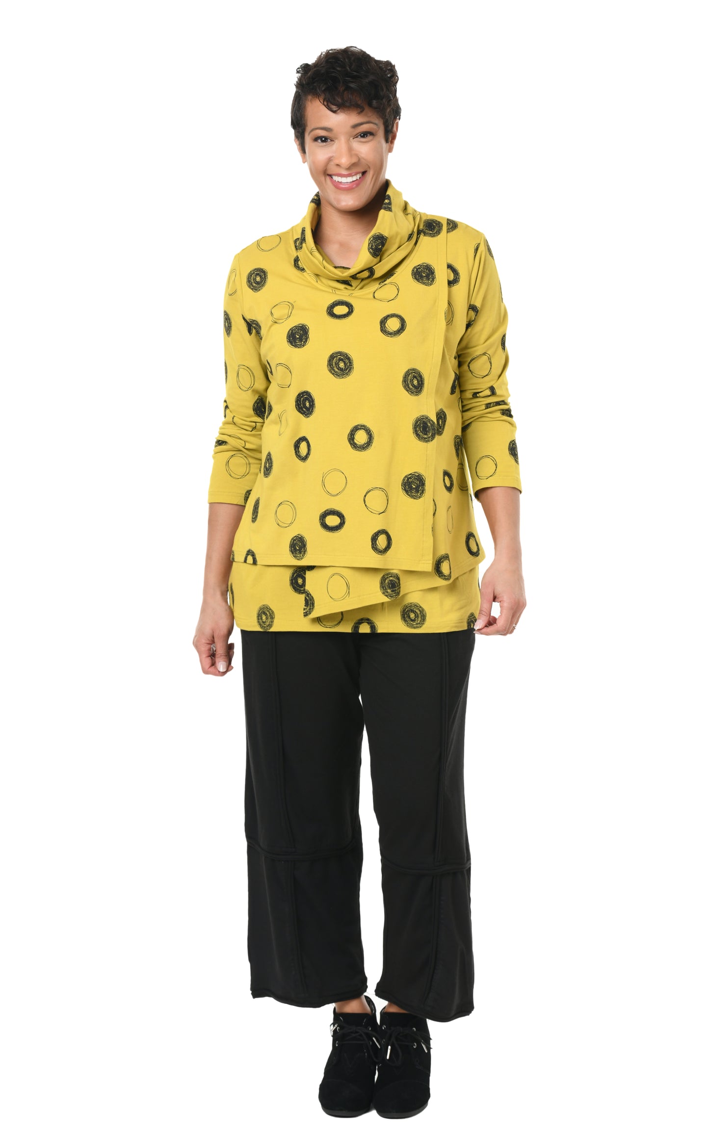 FINAL SALE SDM152 Bristol Top in Moss Crazy Circles