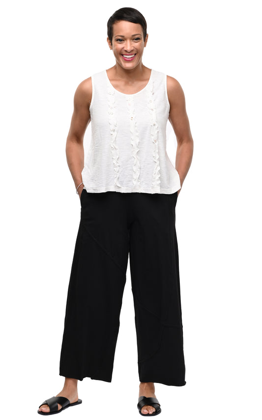 L150 Della Pant in Black*