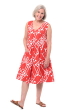 CV656 Poppie Dress in Hibiscus Connection