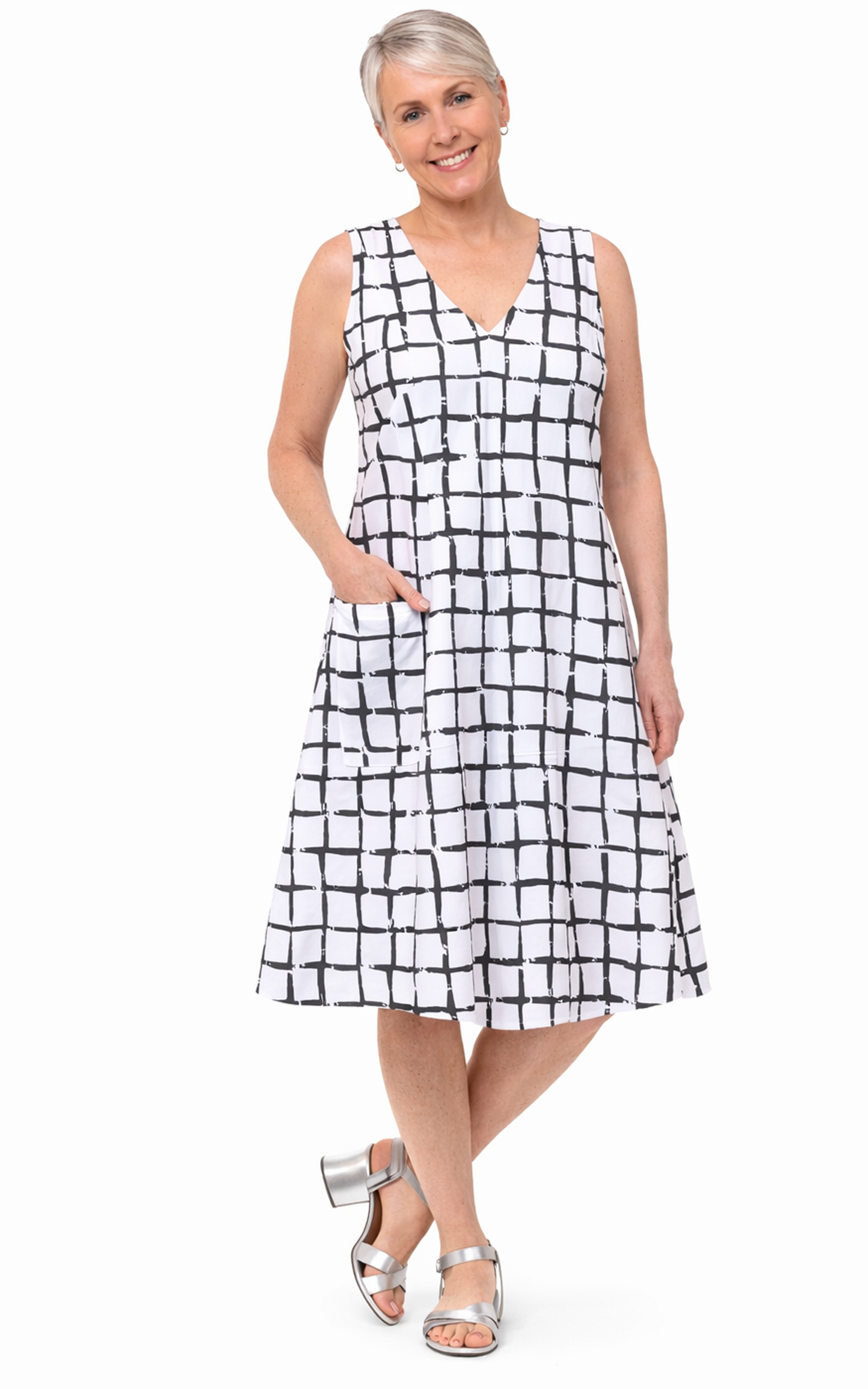 FINAL SALE CV656 Poppie Dress in White Black Dissolve*