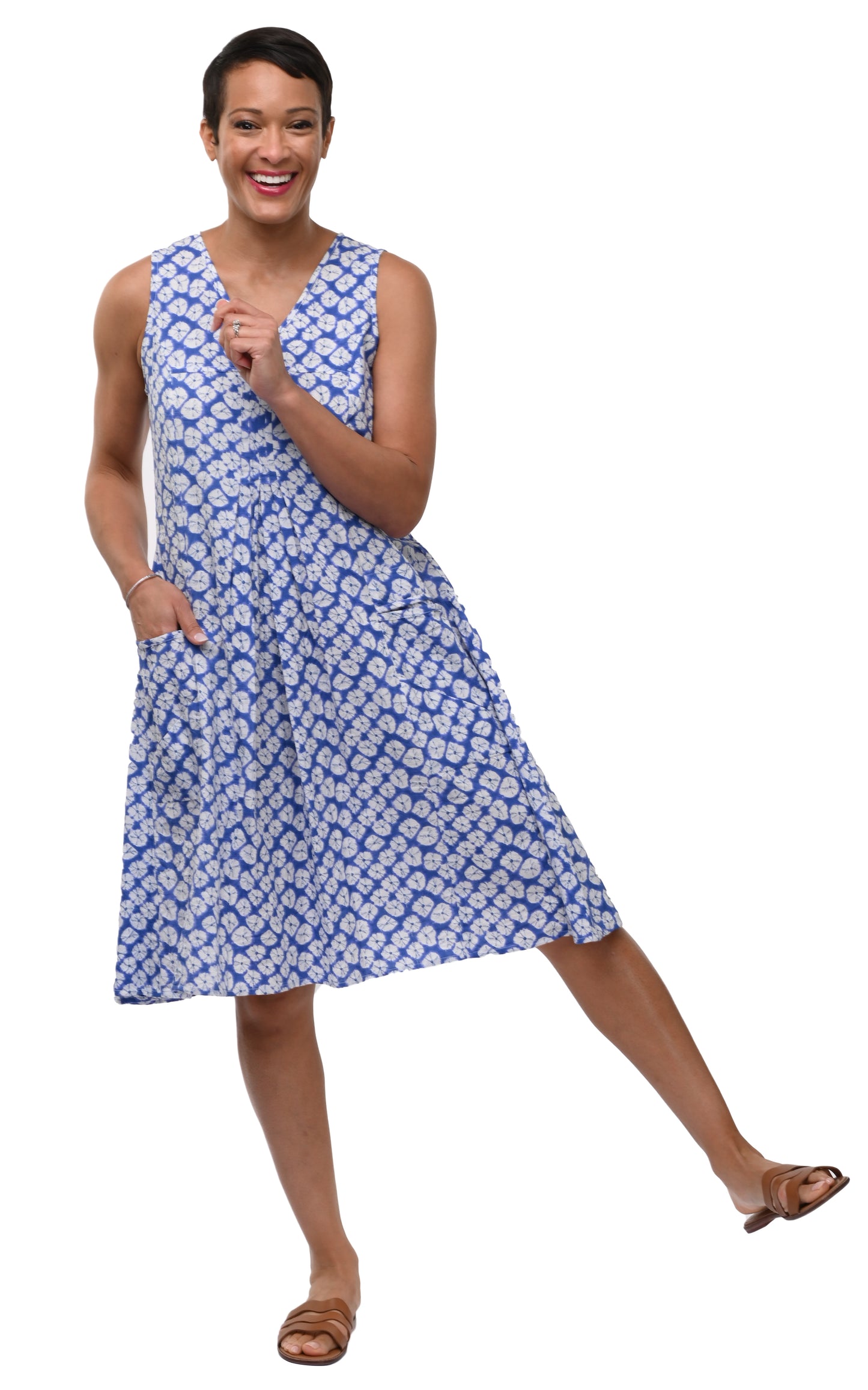 CV656  Poppie Dress in Sand Dollars*
