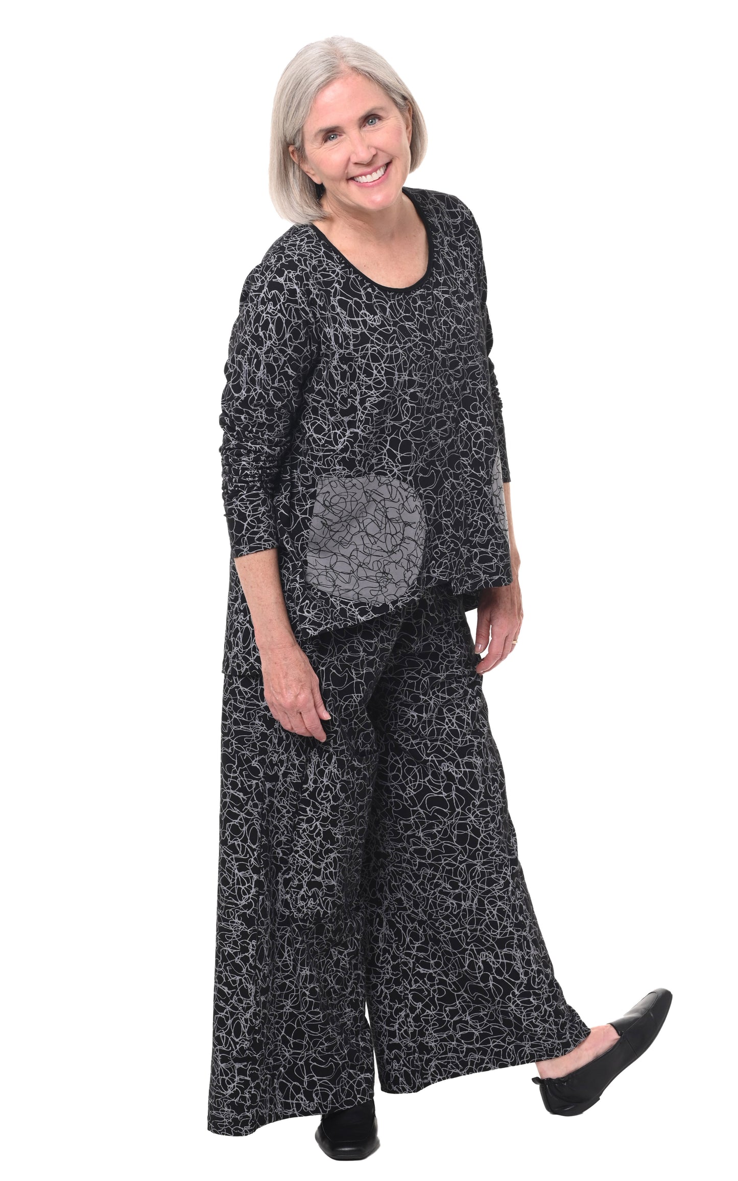 FINAL SALE L111 Ulla Pullover in Black Squiggle*