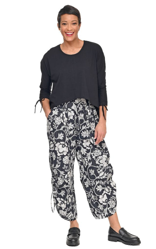 FINAL SALE SDM157 Nova Pullover in Black