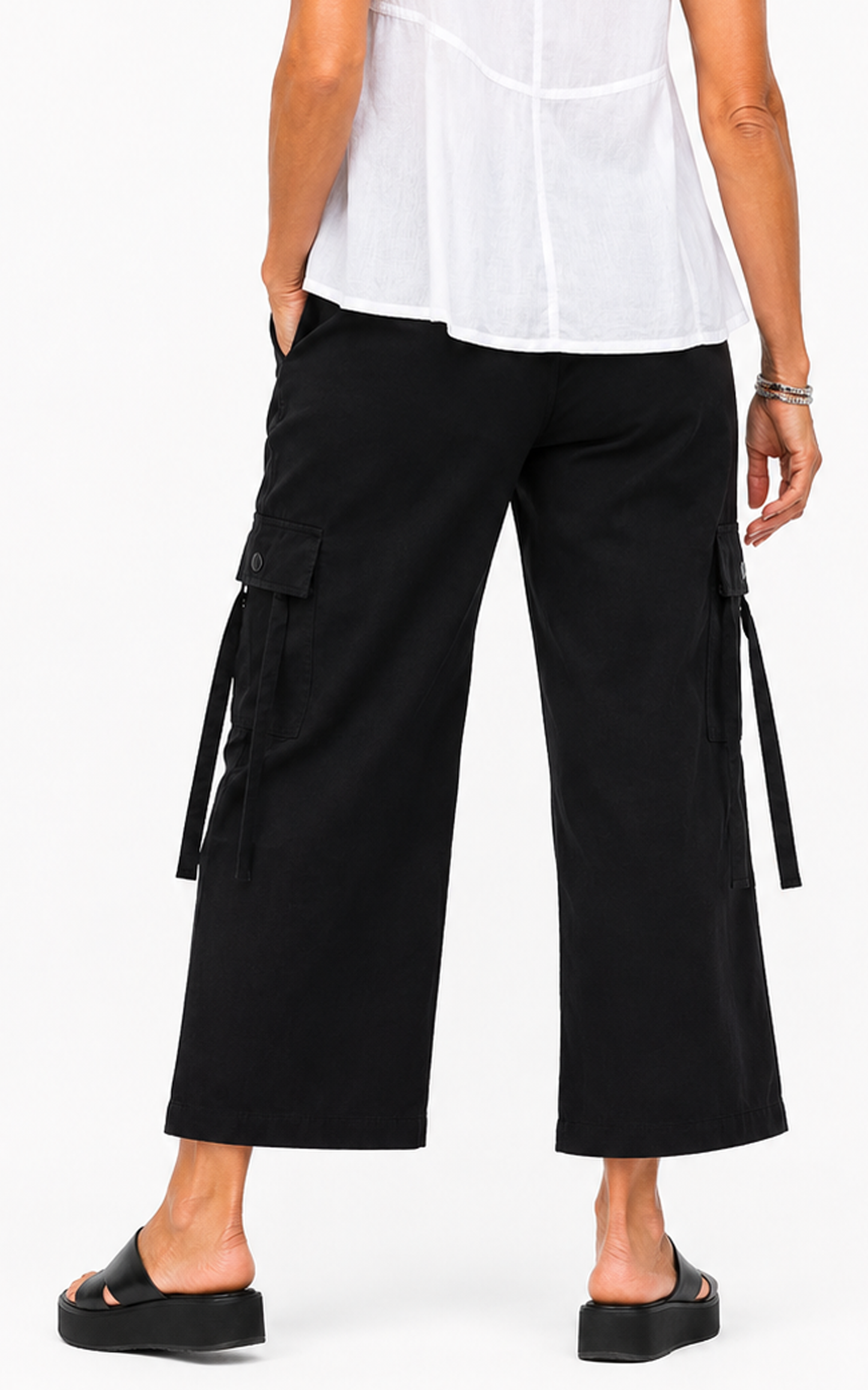 T1086 Colton Cargo Pant in Black Cotton Twill*