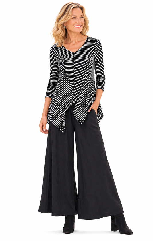 FINAL SALE TK7 Noelani Top in Bistro Noir*