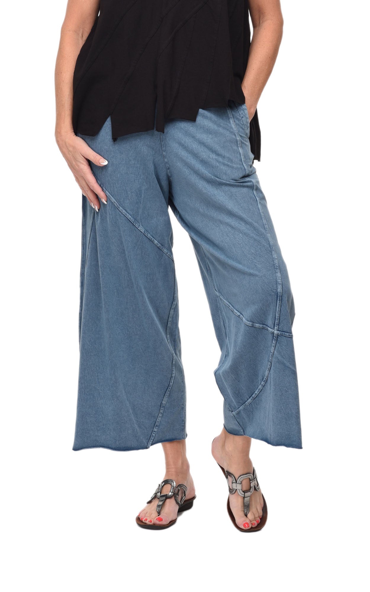 L150 Della Pant in Denim*