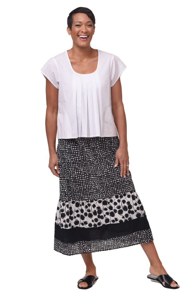 CV1161 Ryder Skirt in Black Dots