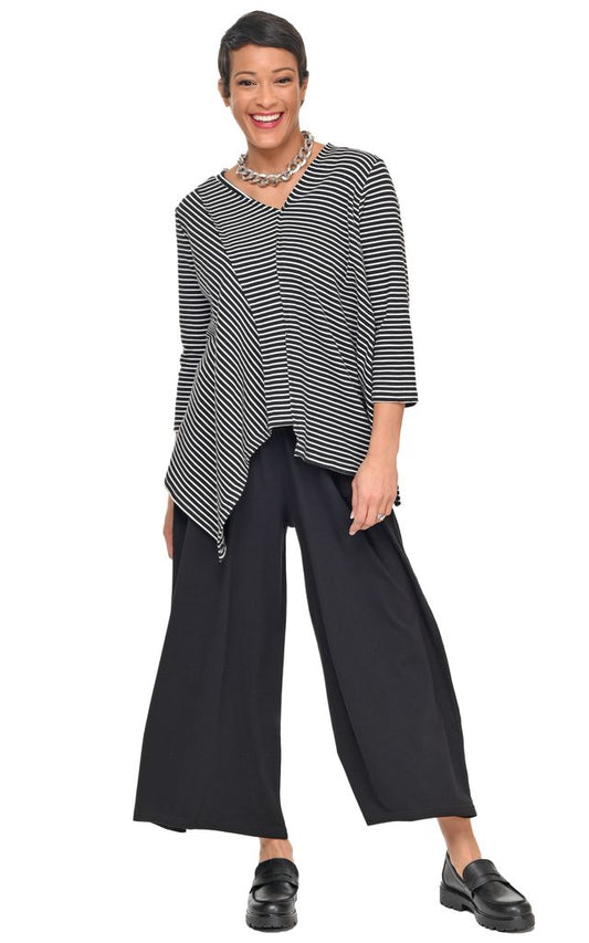 L128 Palazzo Pant in Black*